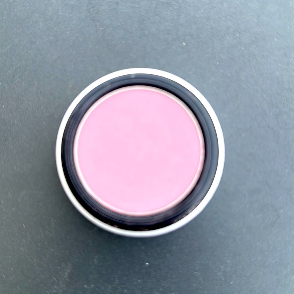 NWOT (6 pots) Dusty Mauve Hypoallergenic Matte Eye Shadow: